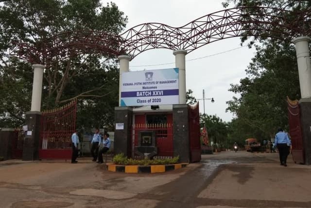 VNR VJIET, IIMR Develop Patented Automated Millet Roti Maker to Make Healthy Eating Easier